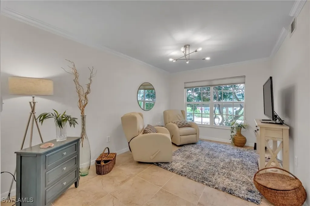5633 Turtle Bay Drive Naples FL 34108