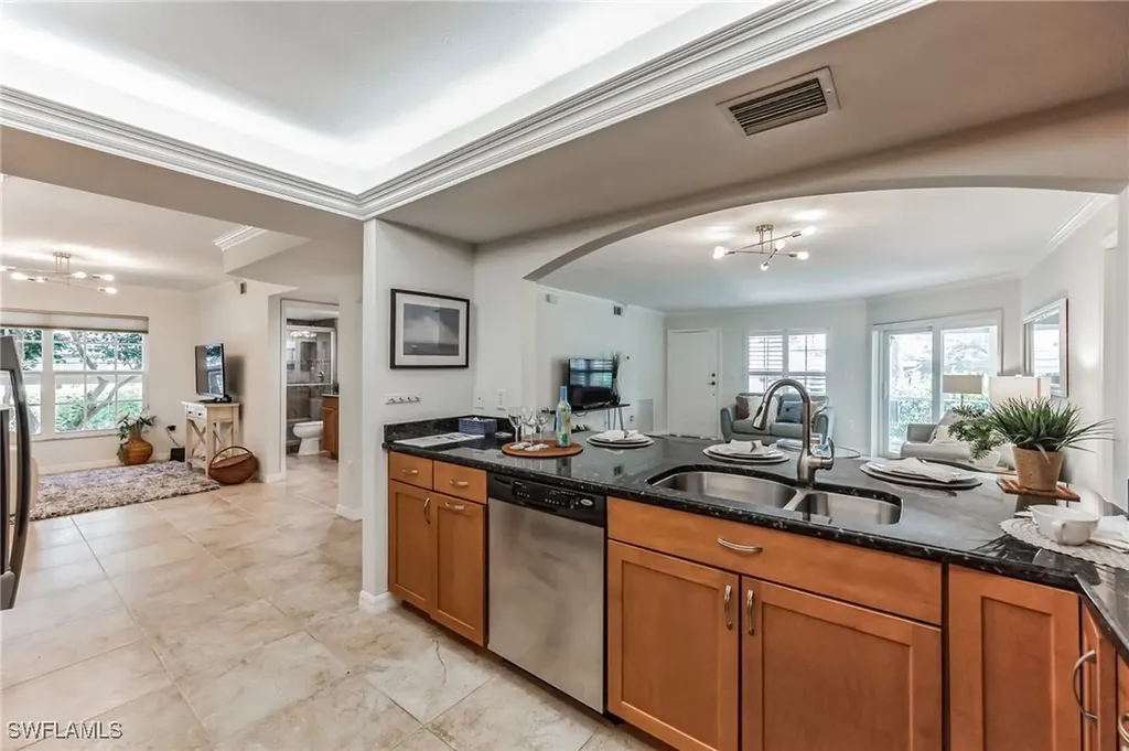 5633 Turtle Bay Drive Naples FL 34108