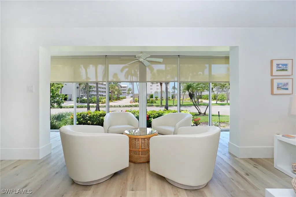 1910 Gulf Shore Boulevard N Naples FL 34102