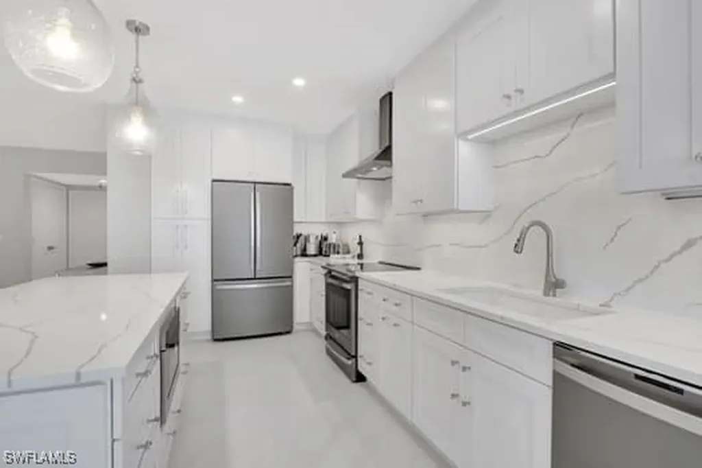 220 S Collier Boulevard Marco Island FL 34145