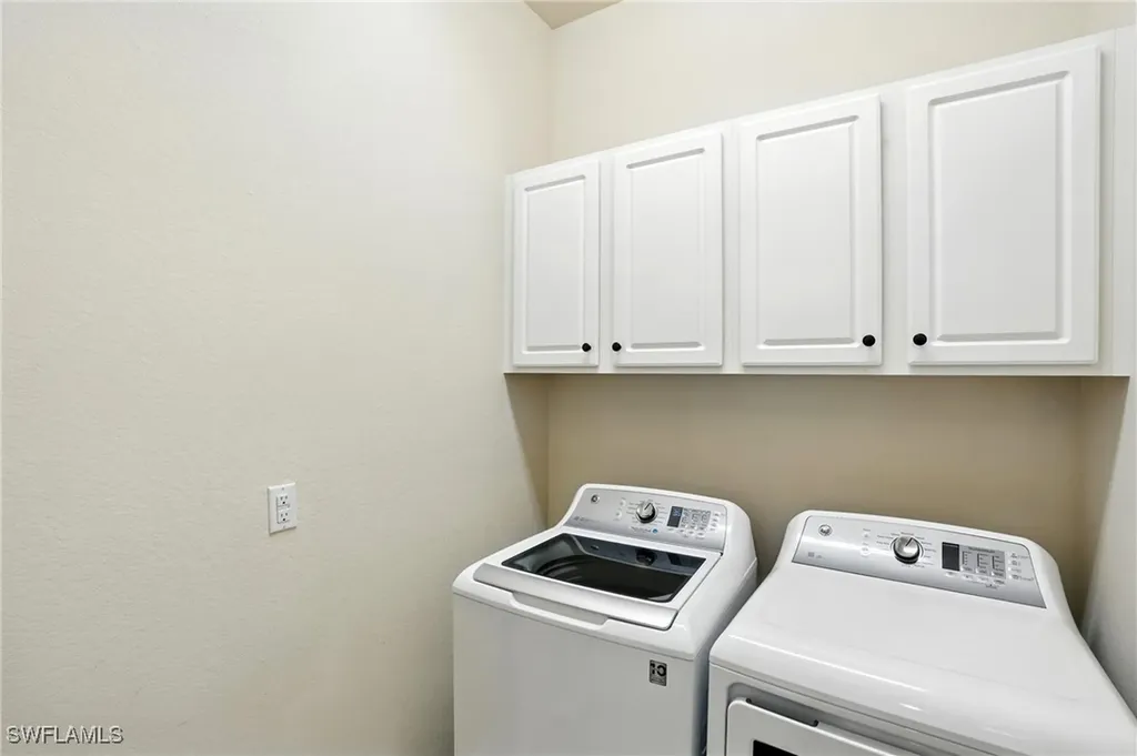 28089 Wicklow Court Bonita Springs FL 34135