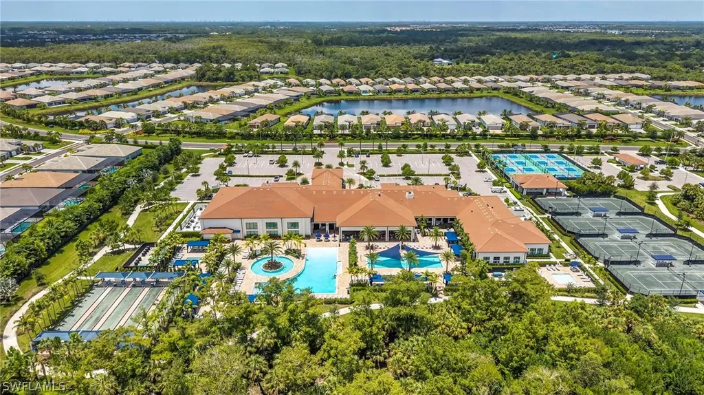 12445 Dahlia Court Naples FL 34120