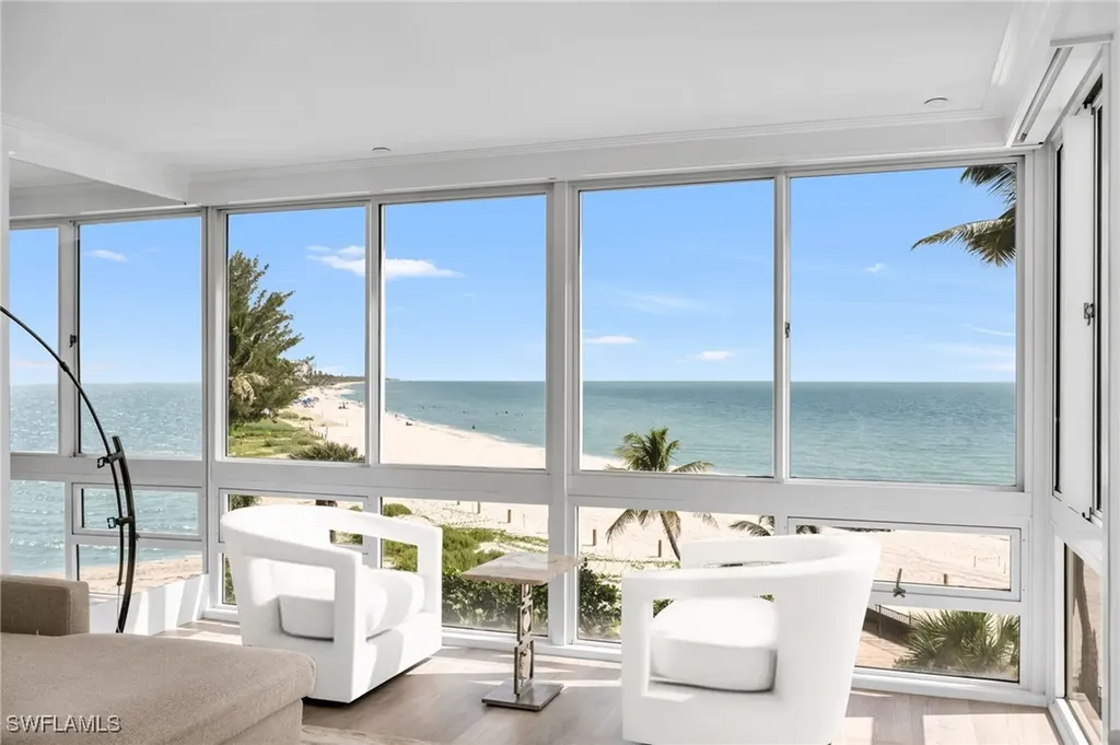 2121 Gulf Shore Boulevard N Naples FL 34102