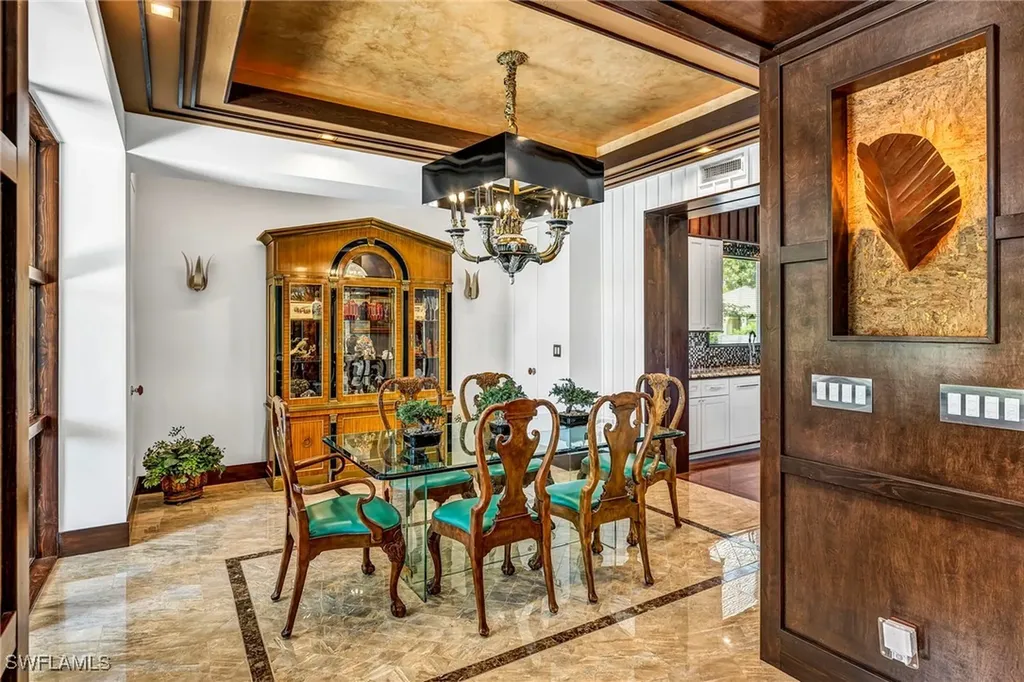 6908 Lone Oak Boulevard Naples FL 34109