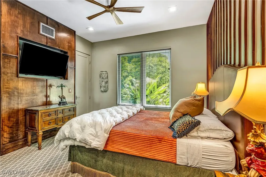 6908 Lone Oak Boulevard Naples FL 34109