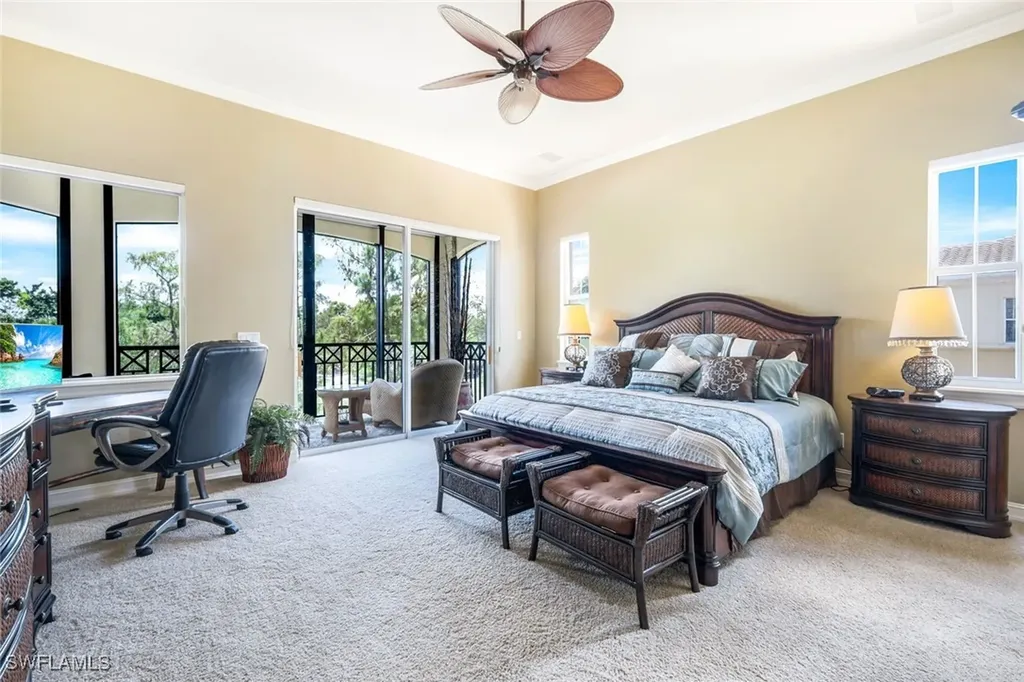 2826 Tiburon Boulevard E Naples FL 34109
