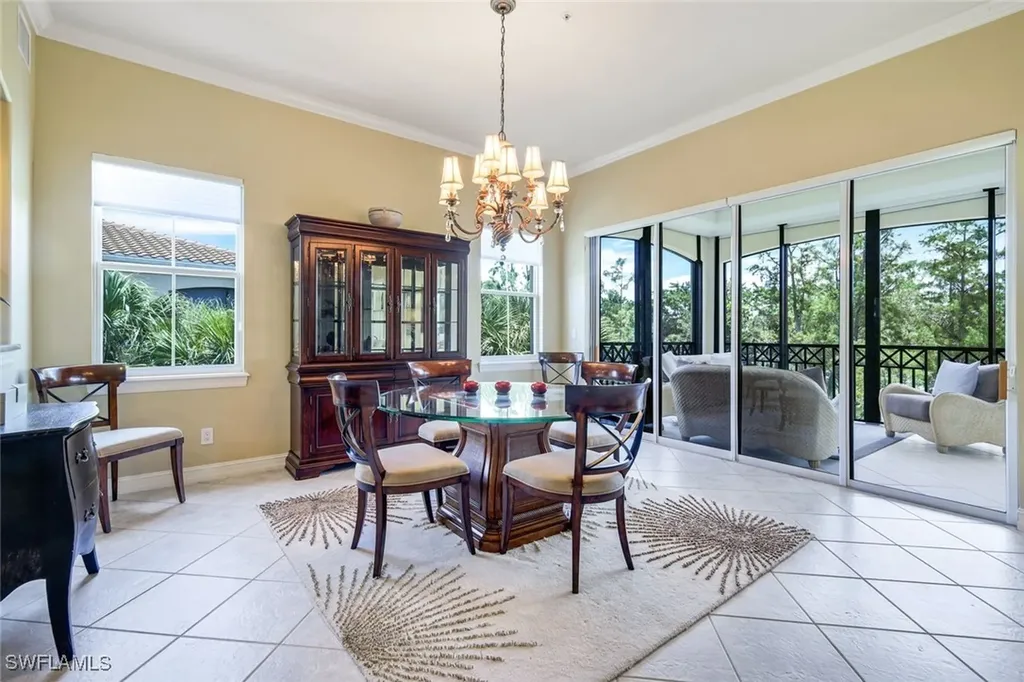 2826 Tiburon Boulevard E Naples FL 34109