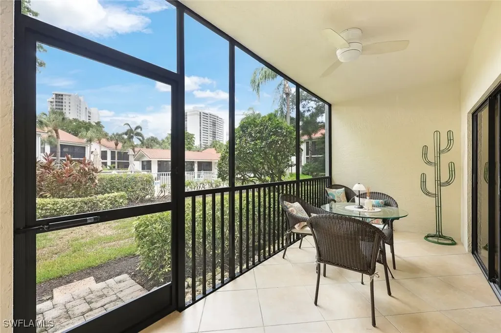 611 Serendipity Drive Naples FL 34108