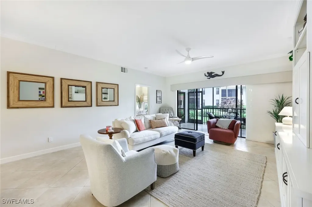 611 Serendipity Drive Naples FL 34108