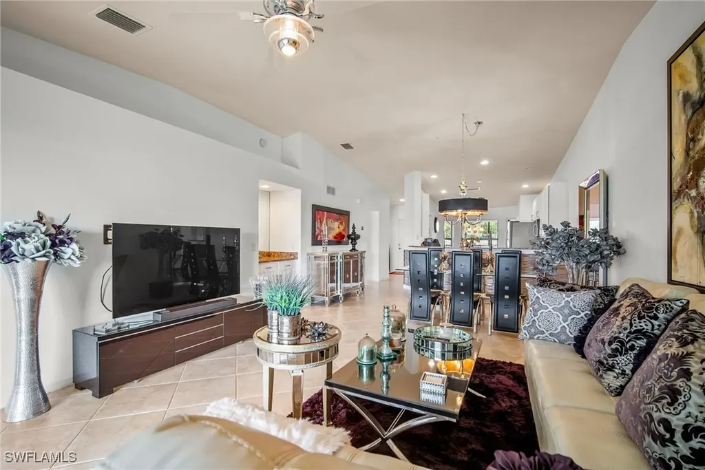 10020 Siesta Bay Drive Naples FL 34120