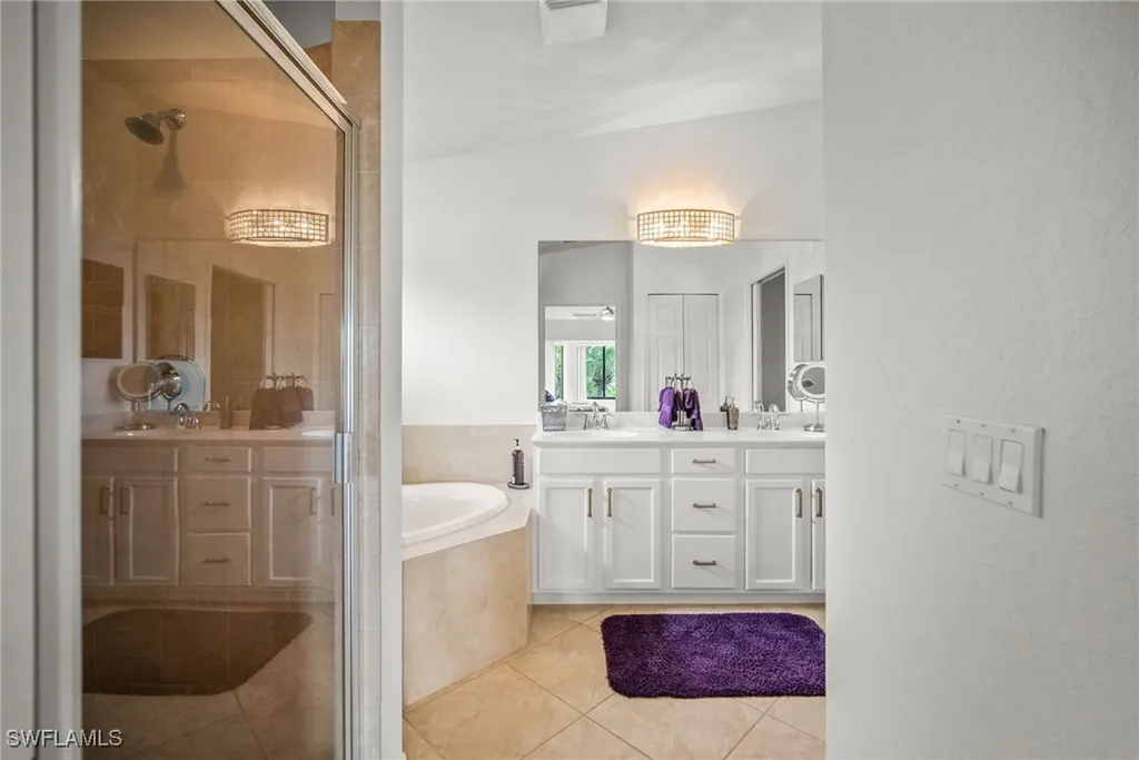 10020 Siesta Bay Drive Naples FL 34120