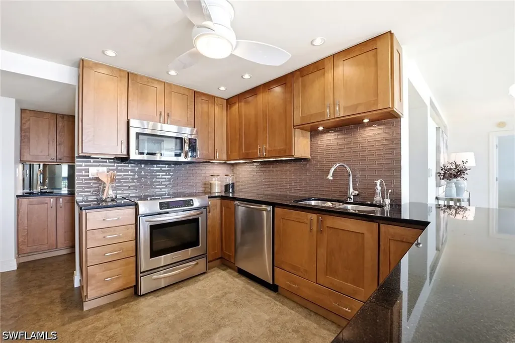 2400 Gulf Shore Boulevard N Naples FL 34103