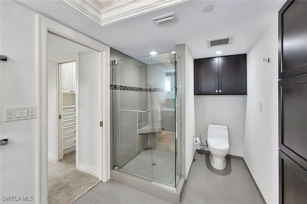 2400 Gulf Shore Boulevard N Naples FL 34103