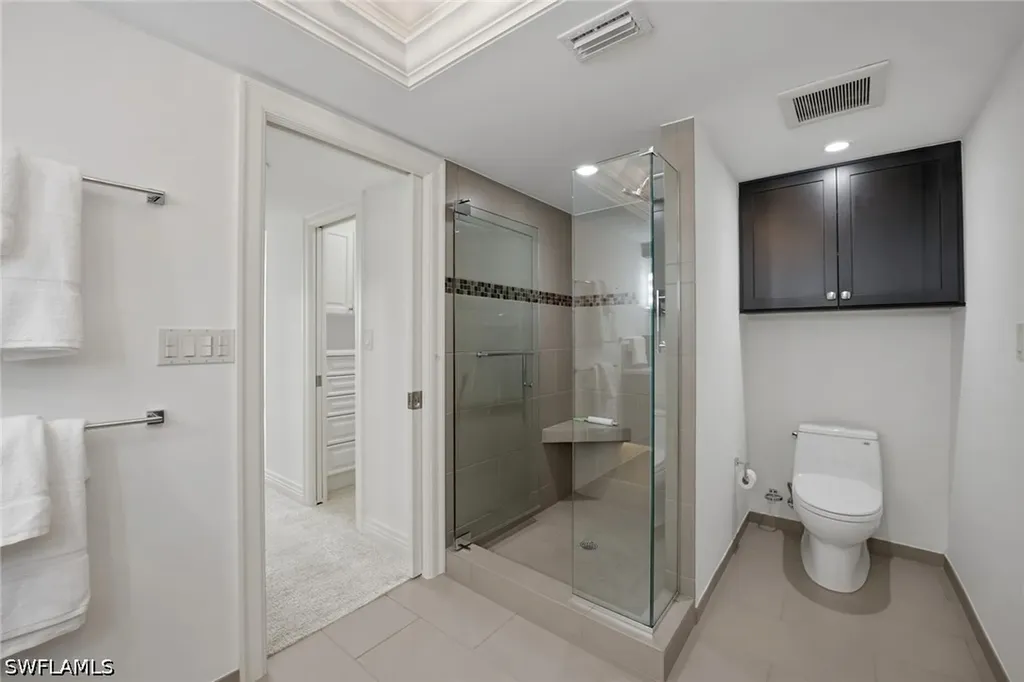 2400 Gulf Shore Boulevard N Naples FL 34103