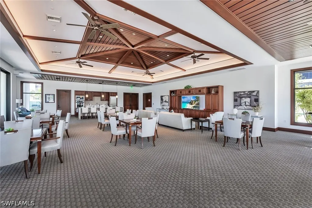 2400 Gulf Shore Boulevard N Naples FL 34103