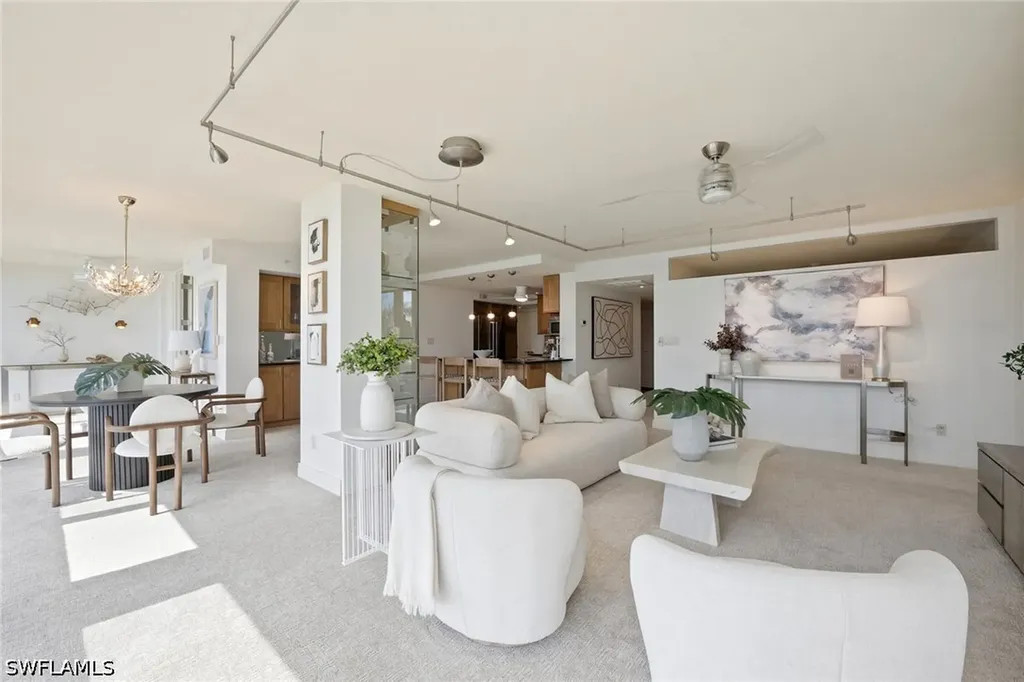 2400 Gulf Shore Boulevard N Naples FL 34103