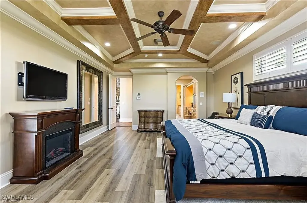 1435 Osprey Avenue Naples FL 34102