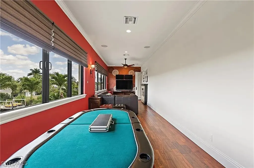 1435 Osprey Avenue Naples FL 34102