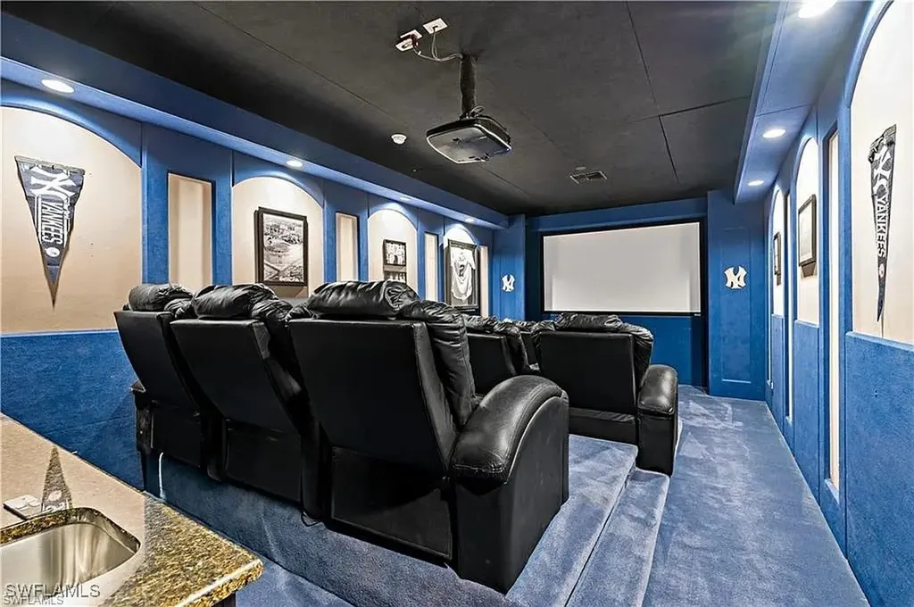 1435 Osprey Avenue Naples FL 34102