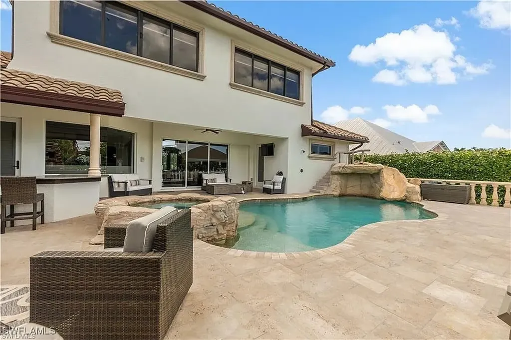 1435 Osprey Avenue Naples FL 34102