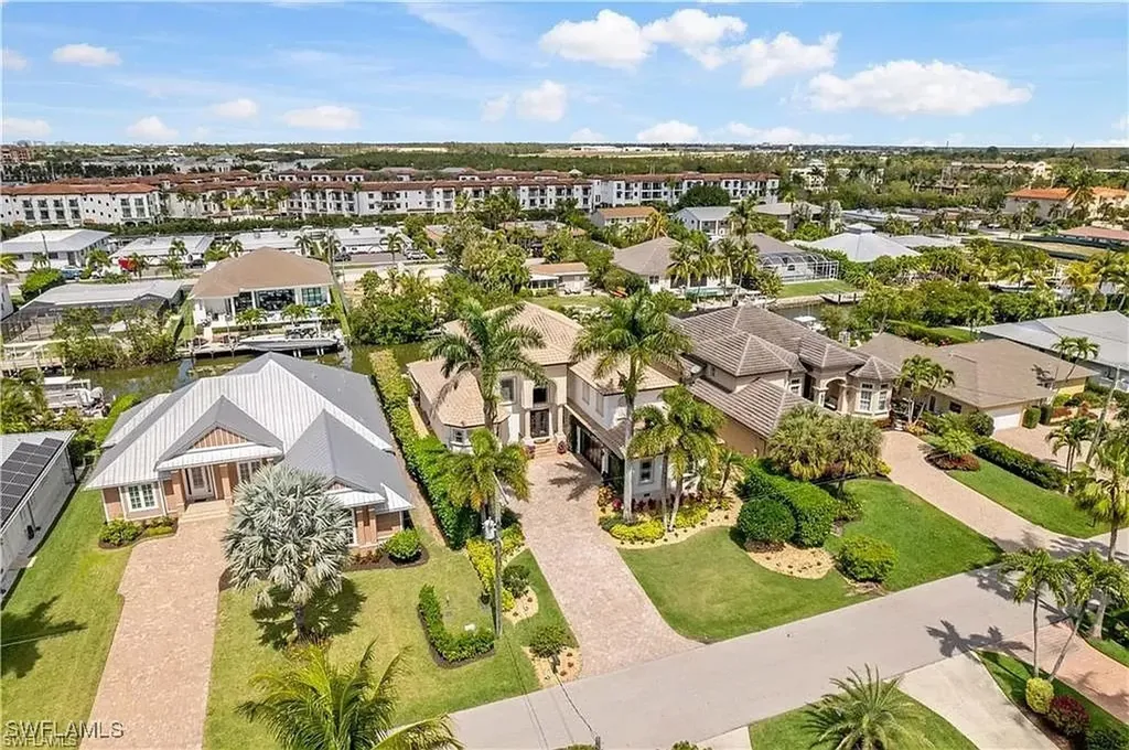 1435 Osprey Avenue Naples FL 34102