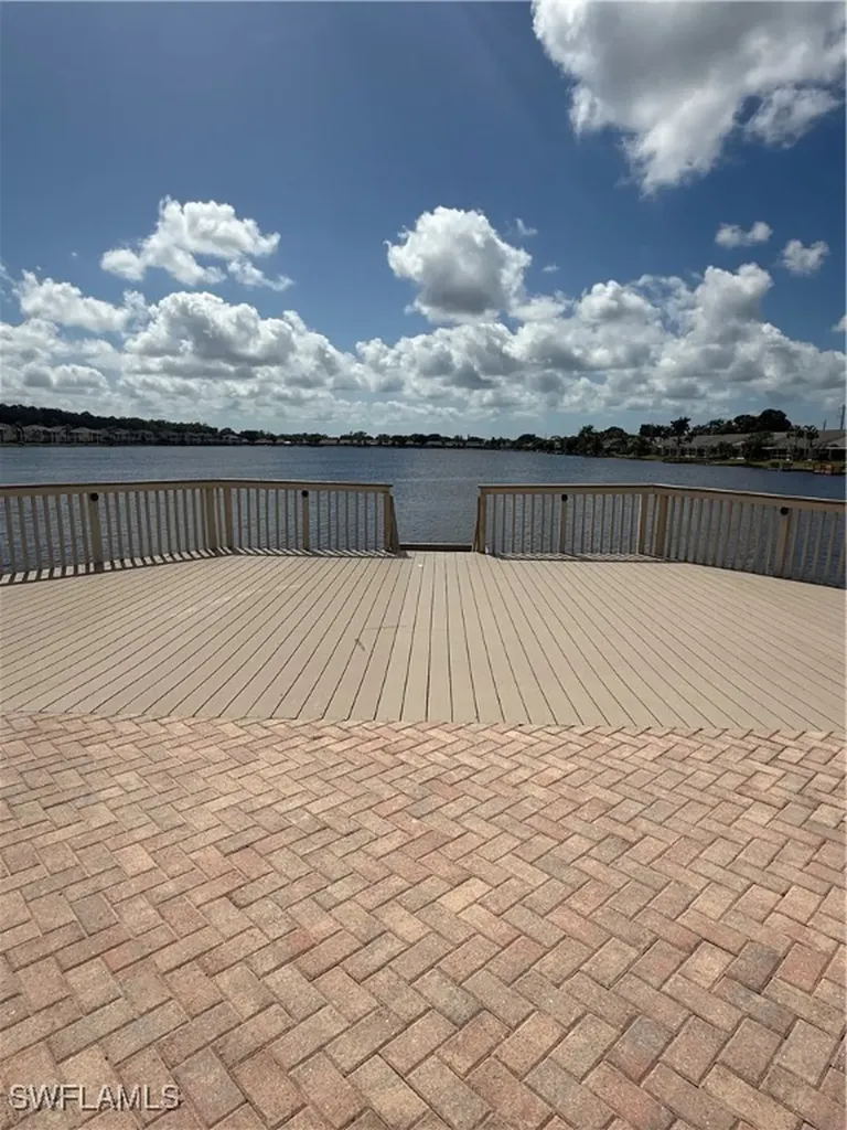 1715 Reuven Circle Naples FL 34112