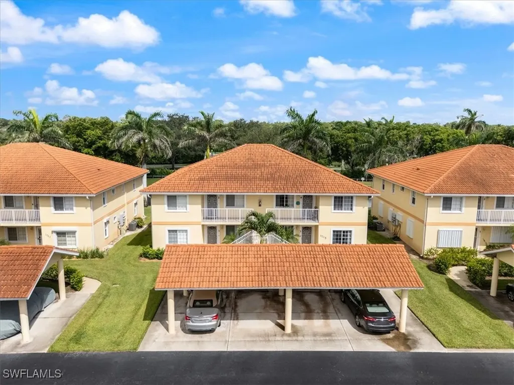 1715 Reuven Circle Naples FL 34112
