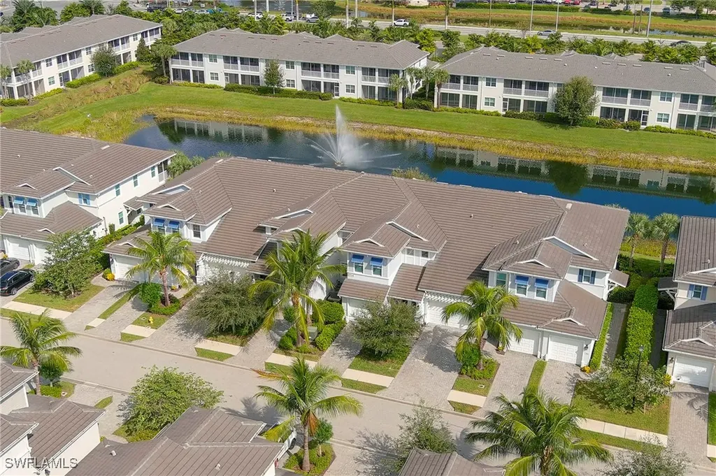 6954 Avalon Circle Naples FL 34112