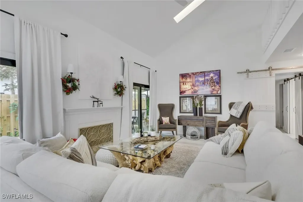 871 Meadowland Drive Naples FL 34108