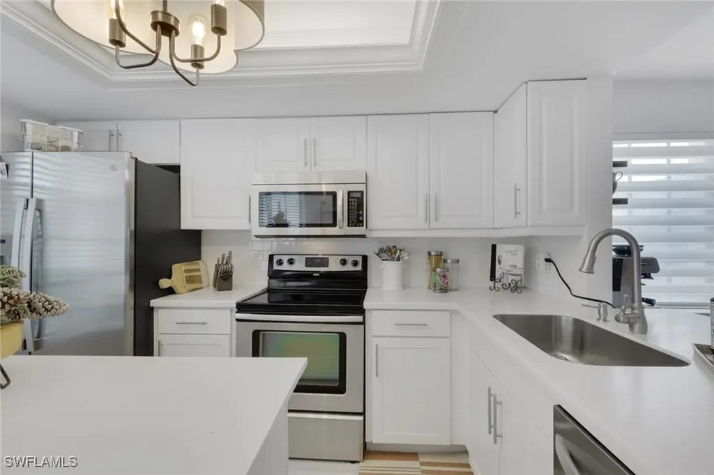 871 Meadowland Drive Naples FL 34108