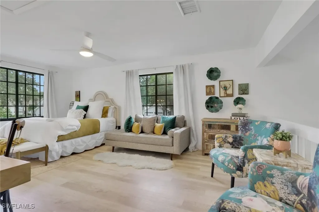 871 Meadowland Drive Naples FL 34108