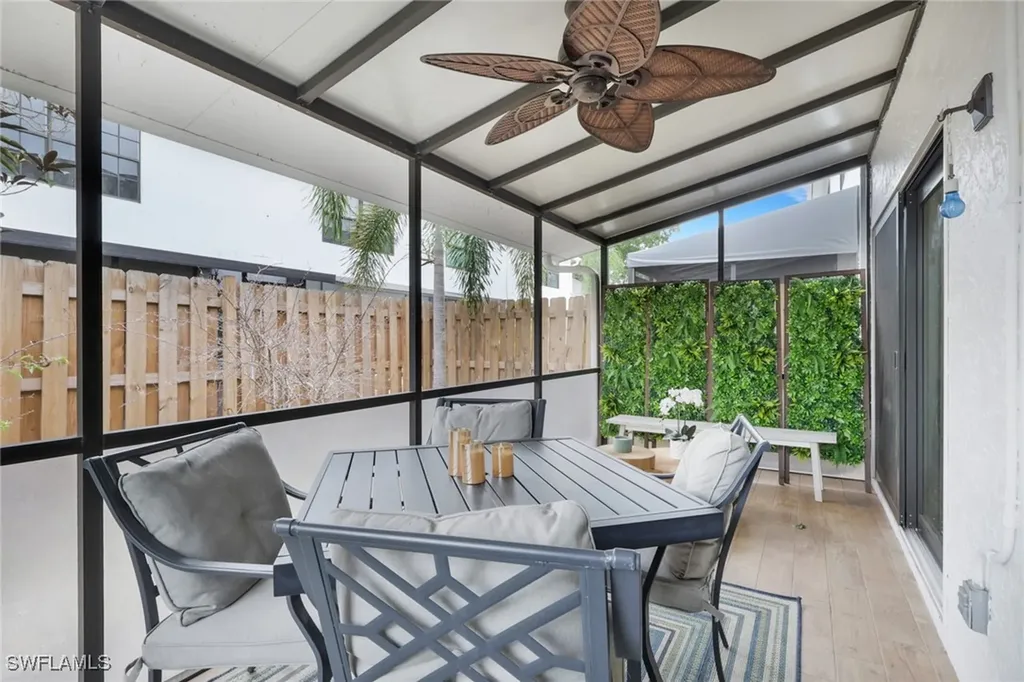 871 Meadowland Drive Naples FL 34108