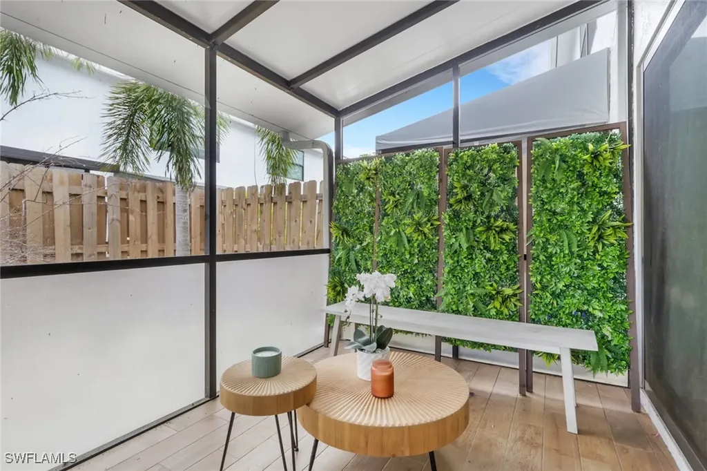 871 Meadowland Drive Naples FL 34108