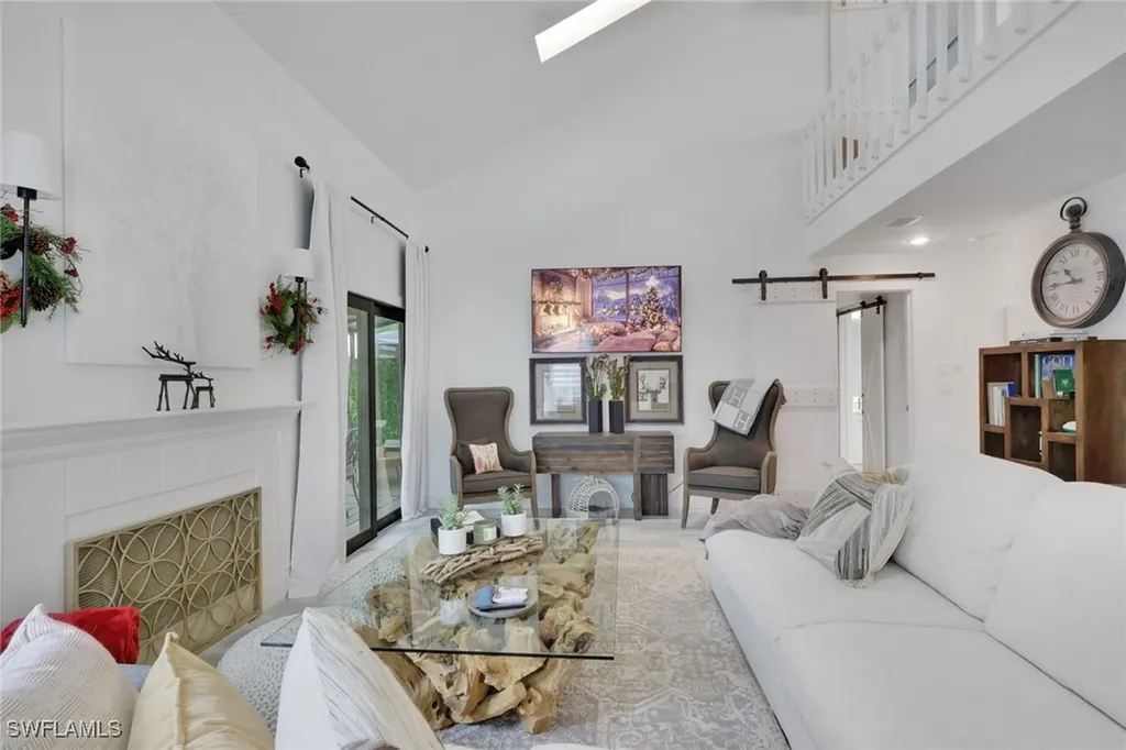 871 Meadowland Drive Naples FL 34108