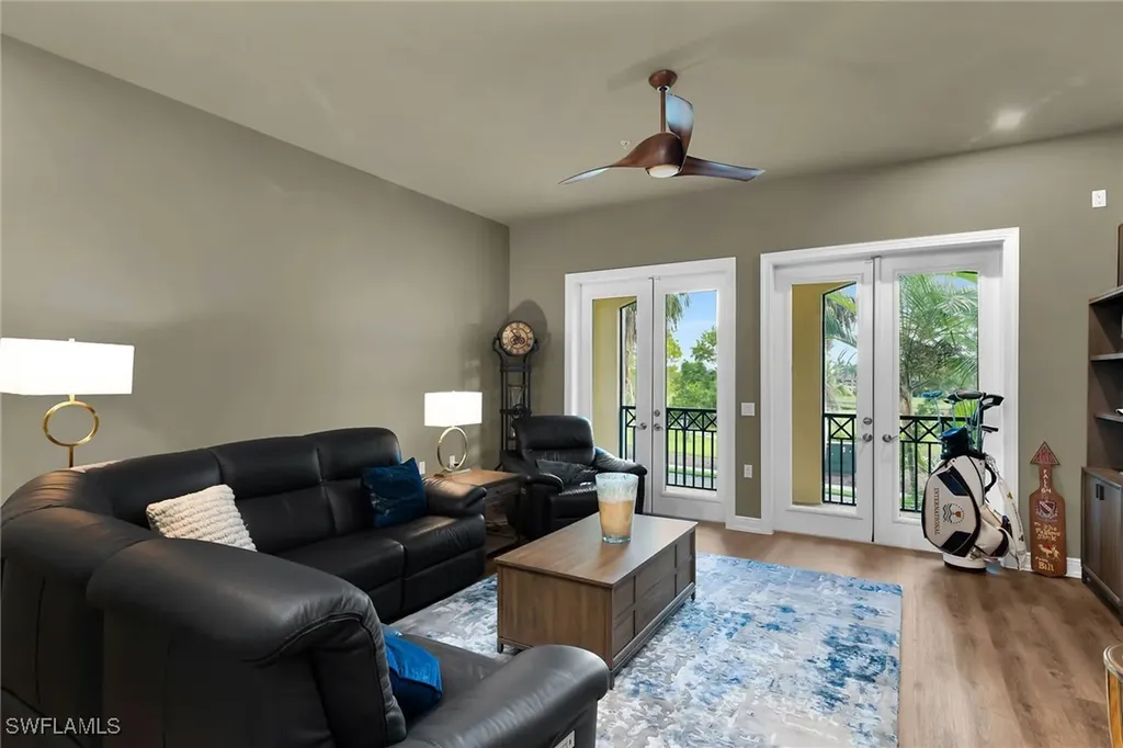 1502 Borghese Lane Naples FL 34114