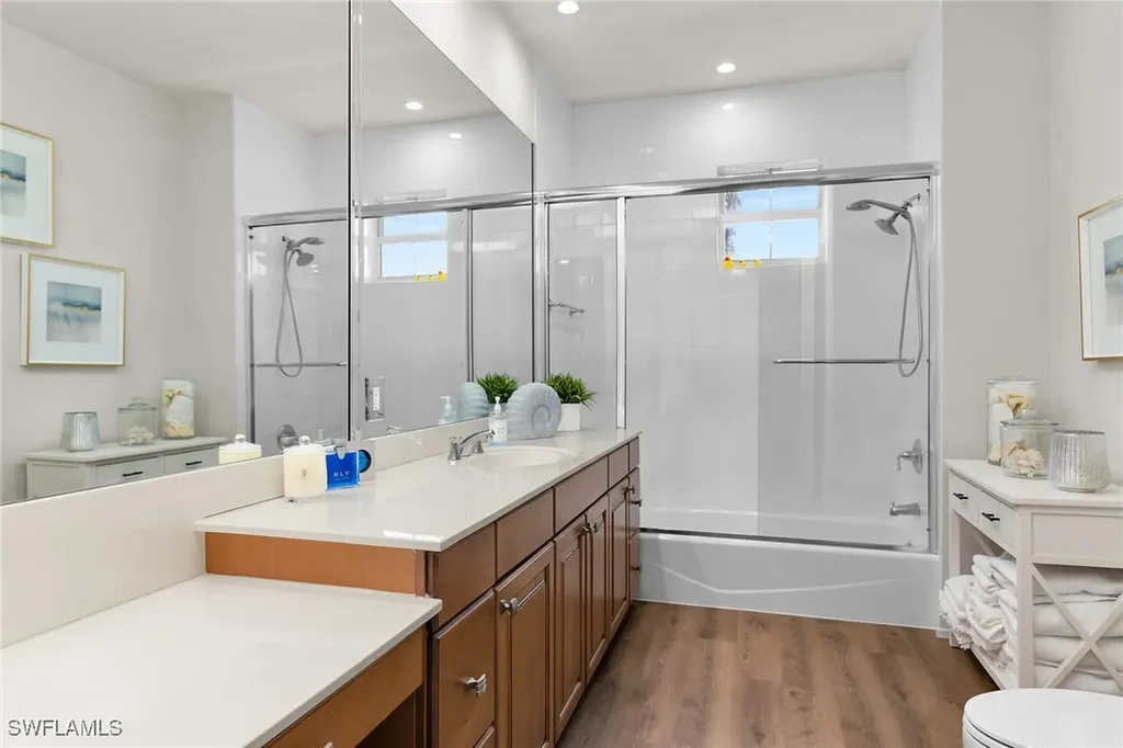 1502 Borghese Lane Naples FL 34114
