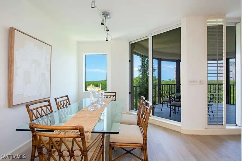 8990 Bay Colony Drive Naples FL 34108