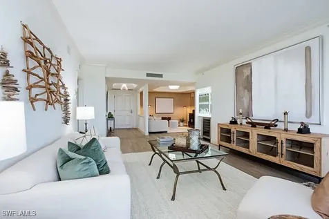 8990 Bay Colony Drive Naples FL 34108