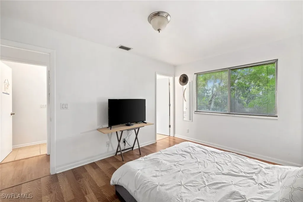 5406 16th Place SW Naples FL 34116