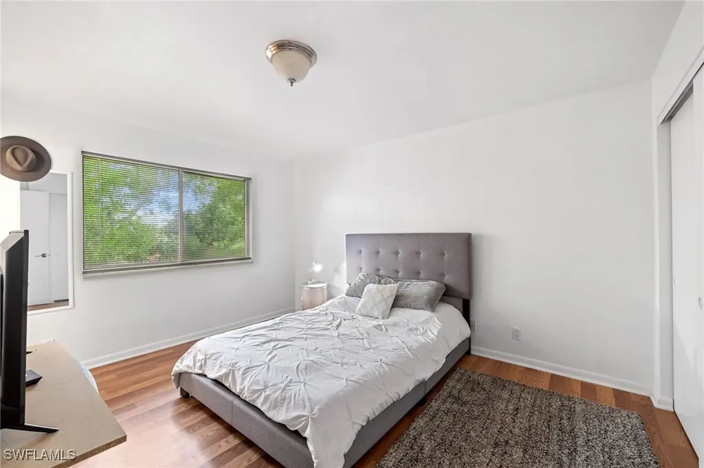 5406 16th Place SW Naples FL 34116