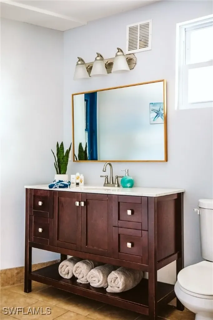 10037 Kentucky Street Bonita Springs FL 34135