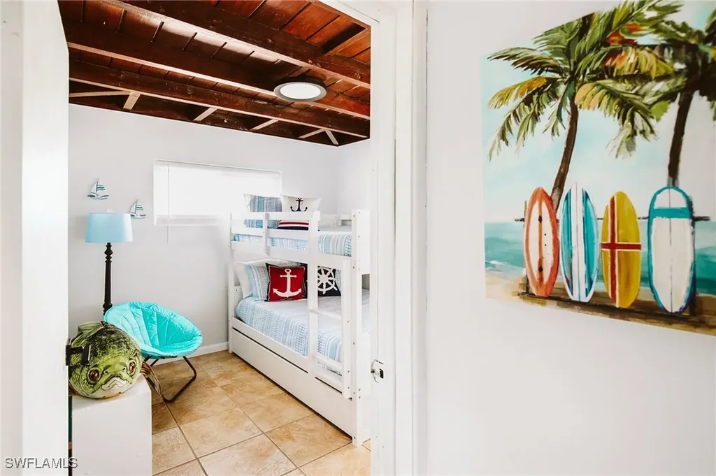 10037 Kentucky Street Bonita Springs FL 34135