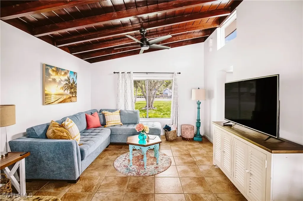 10037 Kentucky Street Bonita Springs FL 34135