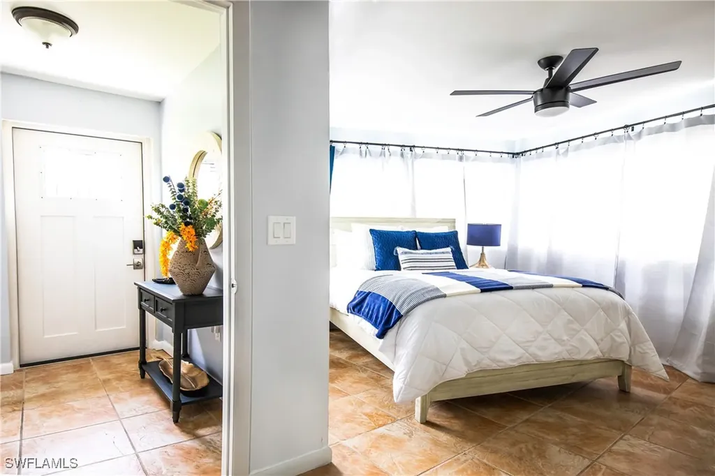 10037 Kentucky Street Bonita Springs FL 34135