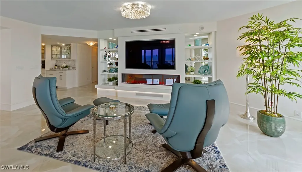 8111 Bay Colony Drive Naples FL 34108
