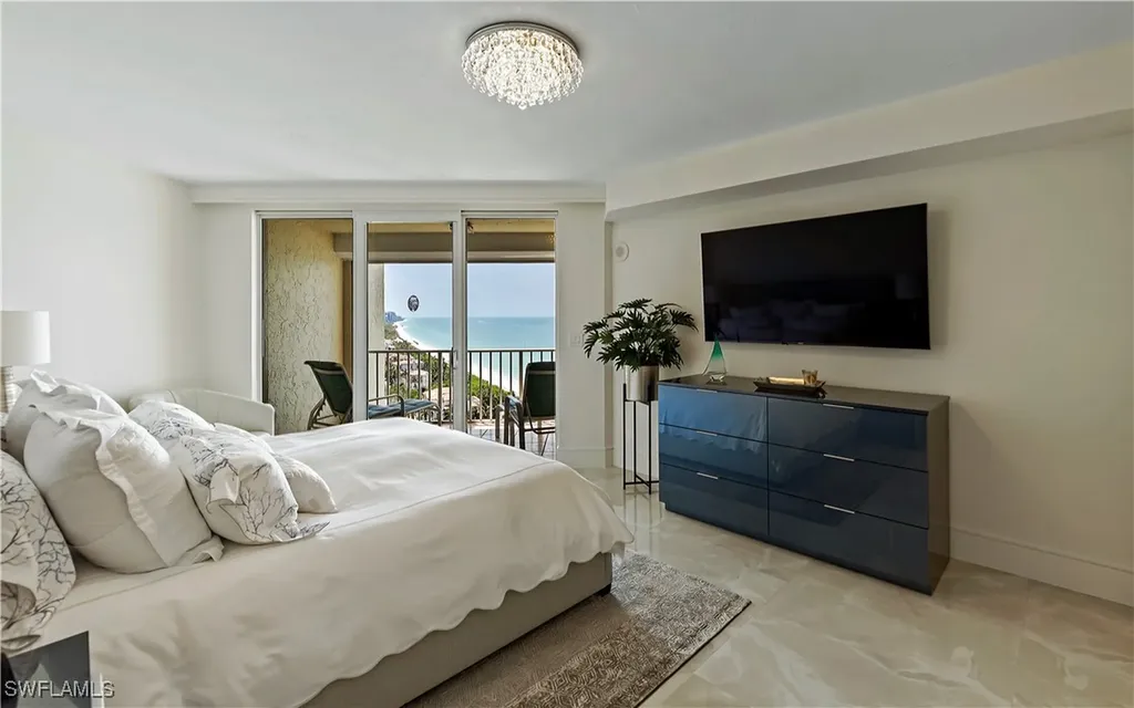 8111 Bay Colony Drive Naples FL 34108