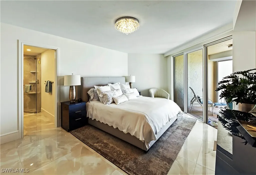8111 Bay Colony Drive Naples FL 34108