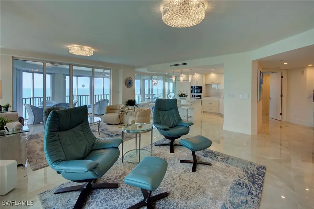 8111 Bay Colony Drive Naples FL 34108