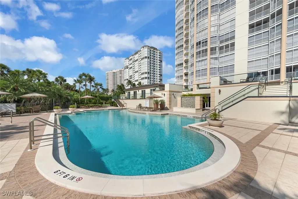 8111 Bay Colony Drive Naples FL 34108
