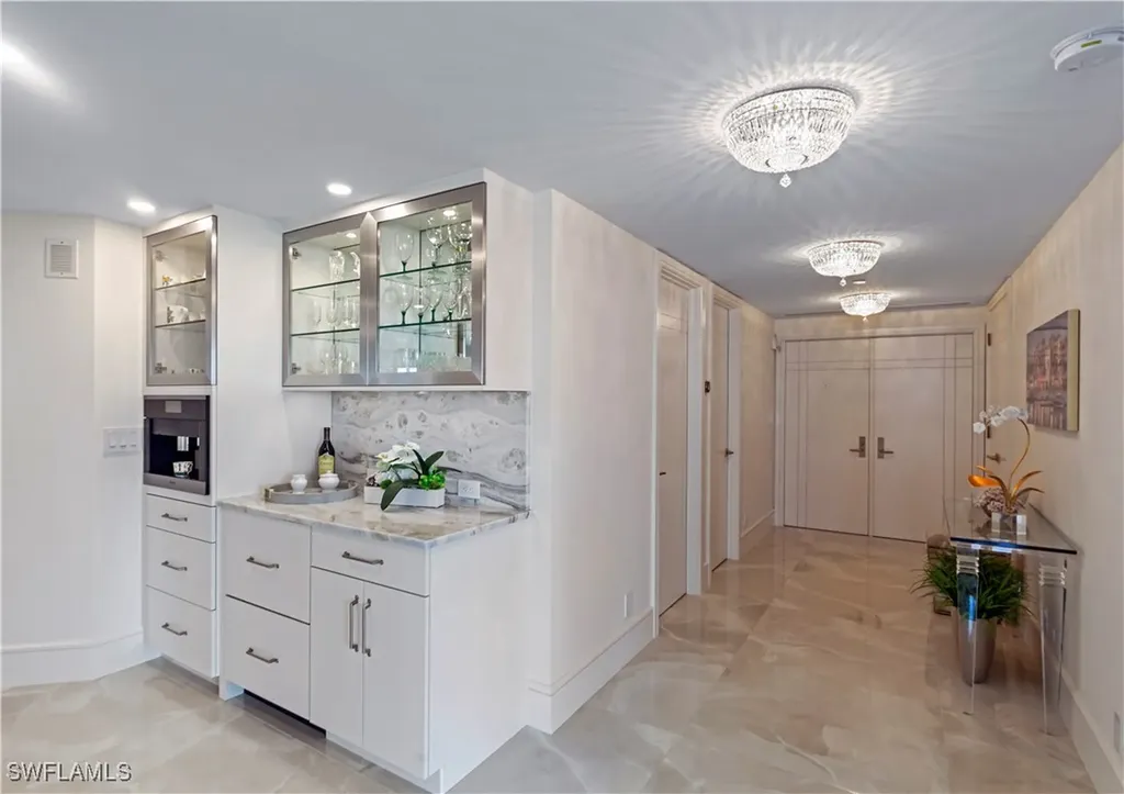 8111 Bay Colony Drive Naples FL 34108